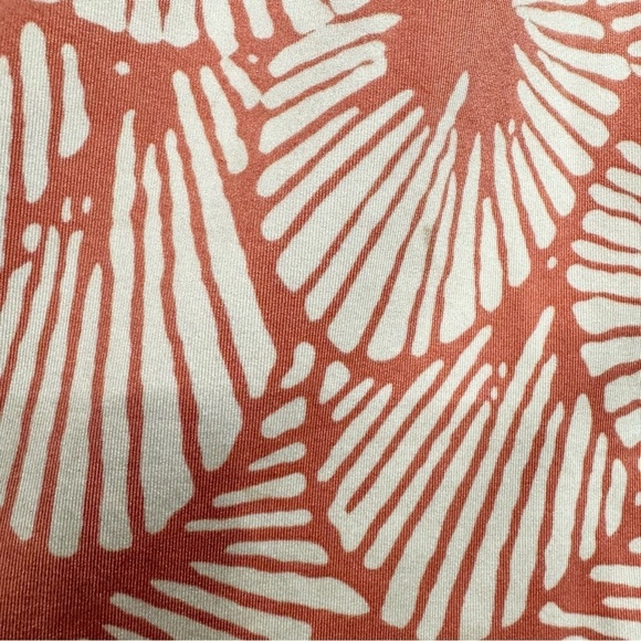 Tommy Bahama Coral Pink Shell Golf Tennis Pickleball Skort Small tropical summer - Picture 4 of 9